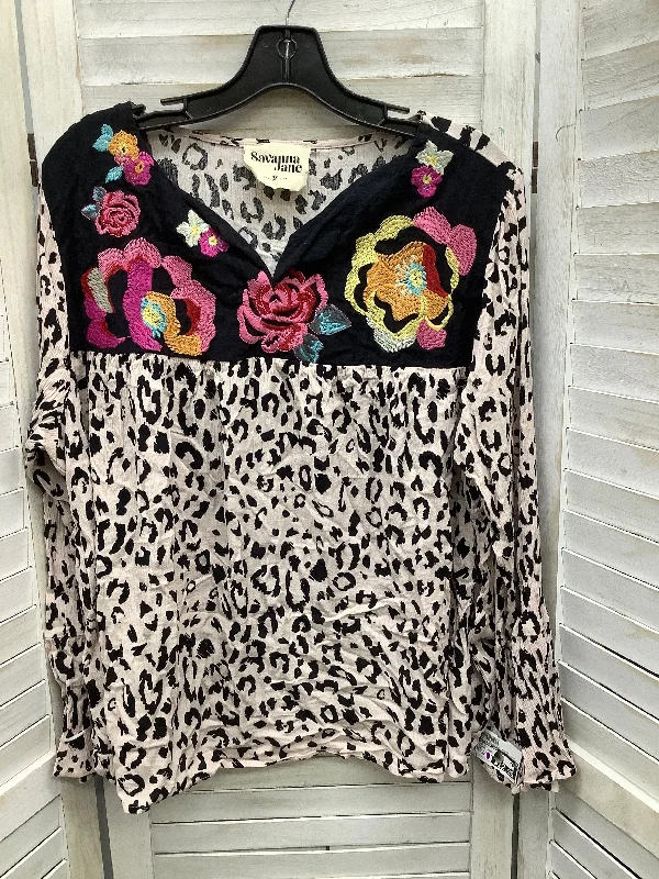 women's tops for statement-making outfitsTop Long Sleeve By Savanna Jane In Animal Print, Size: 2x