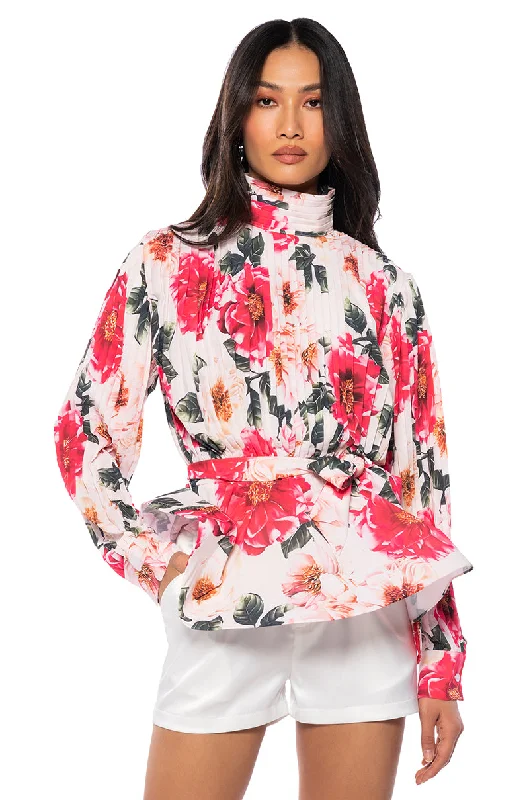 women's tops for those who love to dress up their casual looks with stylish topsON MY BEST BEHAVIOR FLORAL BLOUSE