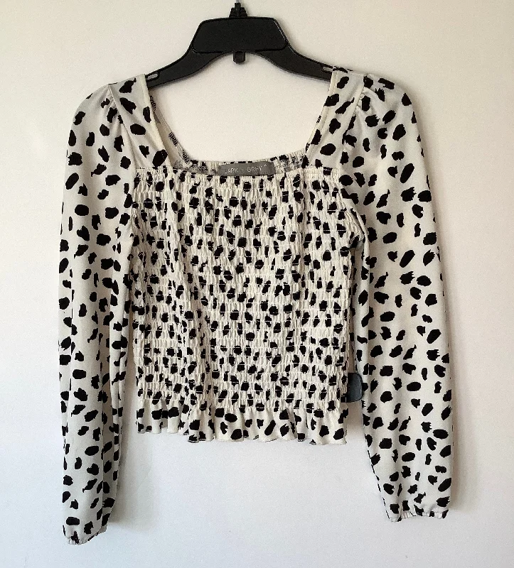 women's tops in solid colorsTop Long Sleeve By Clothes Mentor In Animal Print, Size: M