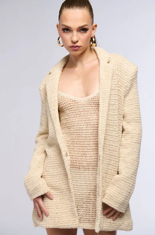 women's coats for vintage fashion enthusiastsCLASSIC OVERSIZED CROCHET BLAZER