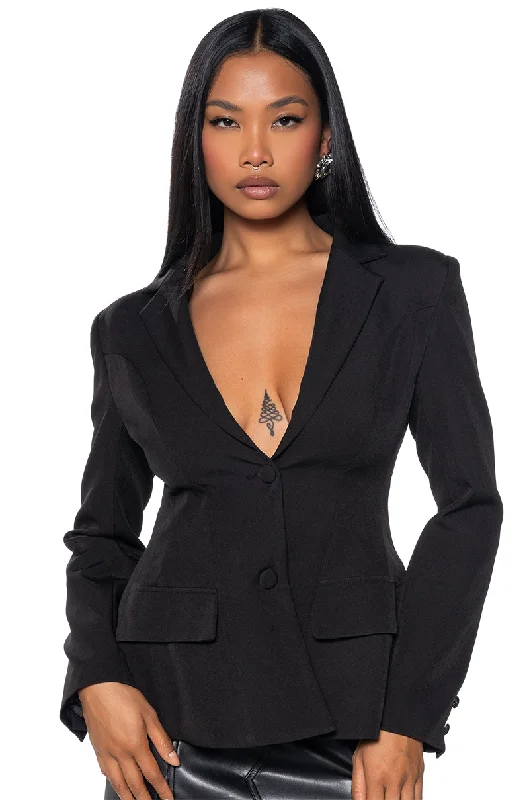 women's coats for those who love to mix and matchTINASHE BOW BACK BLAZER