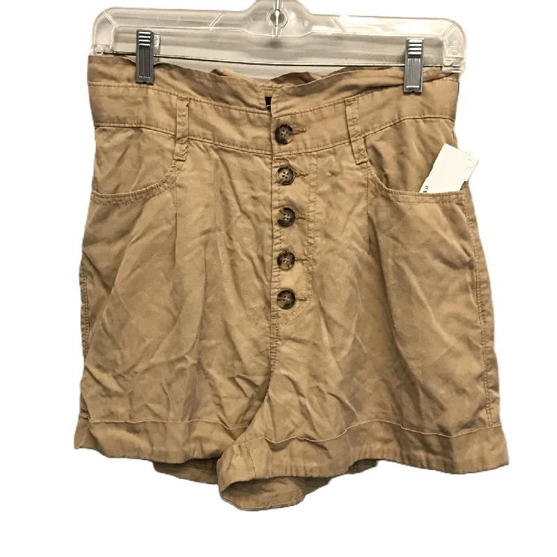 women's high-waisted shortsBeige Shorts By Express, Size: 4