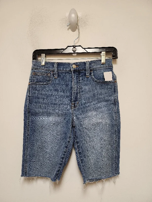 women's straight-leg shortsBlue Denim Shorts Madewell, Size 4