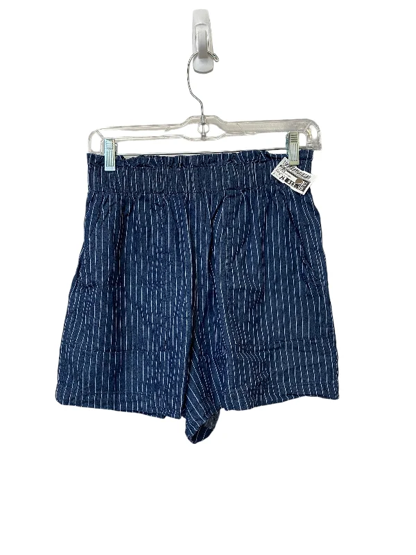 women's above-the-knee shortsBlue Denim Shorts American Eagle, Size 12