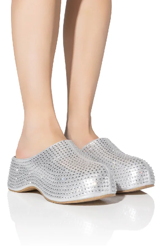 EMELIA EMBELLISHED CLOG IN SILVER