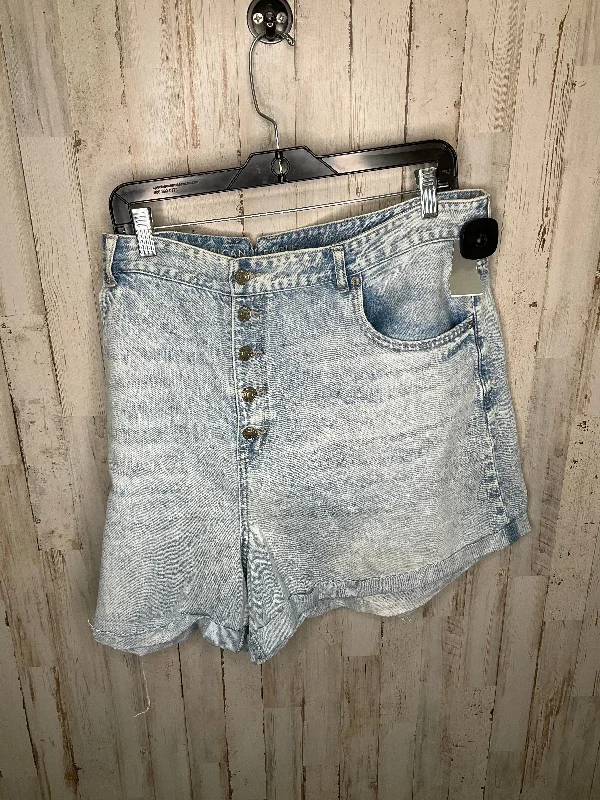 women's checkered shortsBlue Denim Shorts American Eagle, Size 24