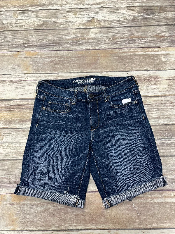 women's chiffon shortsBlue Denim Shorts American Eagle, Size 10