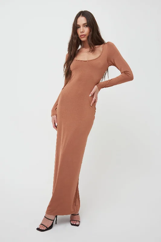 Backless DressPREMIUM SCOOP NECK MAXI DRESS