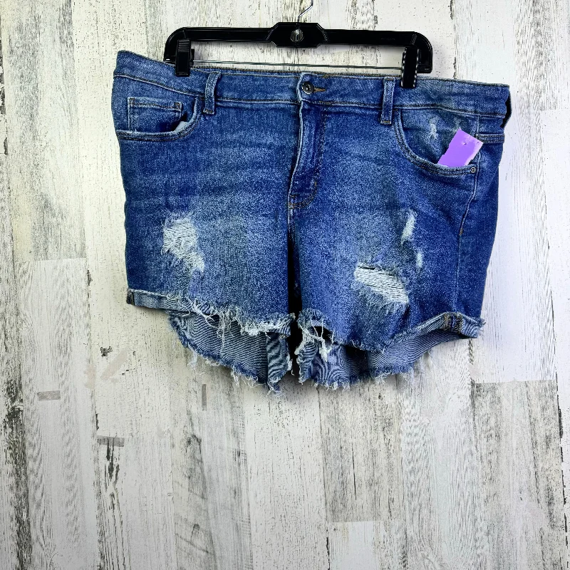 women's distressed denim shortsBlue Denim Shorts True Craft, Size 20