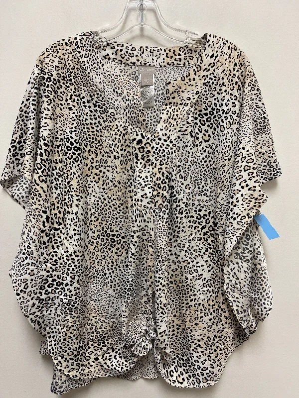 women's tops for those who want to stay warm and stylish during colder weatherTop Short Sleeve By Chicos In Animal Print, Size: M