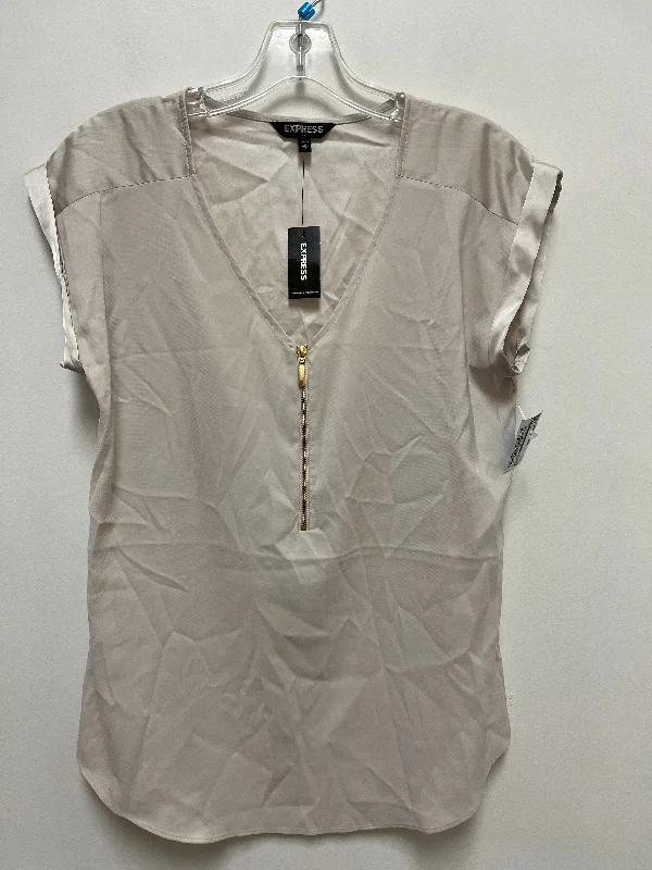 women's tops for those who want to stay on top of the latest fashion trends and wear pieces that are both stylish and on-trendTop Short Sleeve By Express In Cream, Size: M